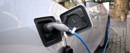 Electric Car Charging Plugs, The Beta vs. VHS Battle of the 21st Century