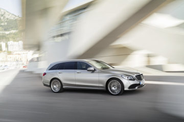 Mercedes-Benz C-Klasse T-Modell Exclusive,Exterieur: mojavesilber,Interieur: Leder magma/espresso // Mercedes-Benz C-Class Estate Exclusive,exterior: mojave silver,interior: leather magma/espresso