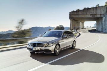 Mercedes-Benz C-Klasse T-Modell Exclusive,Exterieur: mojavesilber,Interieur: Leder magma/espresso // Mercedes-Benz C-Class Estate Exclusive,exterior: mojave silver,interior: leather magma/espresso