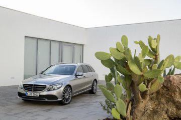 Mercedes-Benz C-Klasse T-Modell Exclusive,Exterieur: mojavesilber,Interieur: Leder magma/espresso // Mercedes-Benz C-Class Estate Exclusive,exterior: mojave silver,interior: leather magma/espresso
