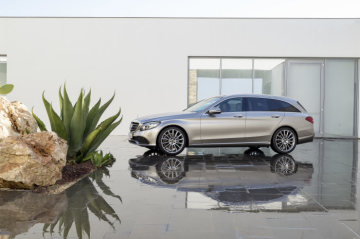 Mercedes-Benz C-Klasse T-Modell Exclusive,Exterieur: mojavesilber,Interieur: Leder magma/espresso // Mercedes-Benz C-Class Estate Exclusive,exterior: mojave silver,interior: leather magma/espresso