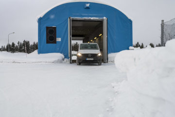 Winter trials Mercedes-Benz eVito in Sweden.