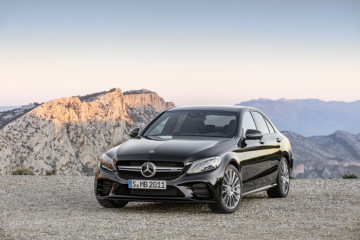 Mercedes-AMG C43 4MATIC Sedan, Night package und AMG Carbon-package II, Exterior: Exterior paint: obsidian black metallic