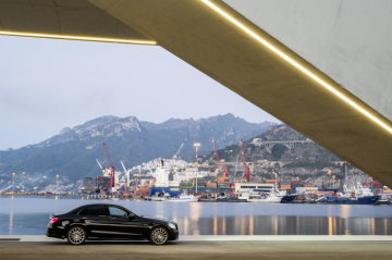 Mercedes-AMG C43 4MATIC Sedan, Night package und AMG Carbon-package II, Exterior: Exterior paint: obsidian black metallic