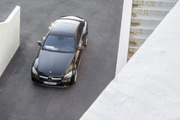 Mercedes-AMG C43 4MATIC Sedan, Night package und AMG Carbon-package II, Exterior: Exterior paint: obsidian black metallic
