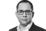 florian.martens@daimler.com