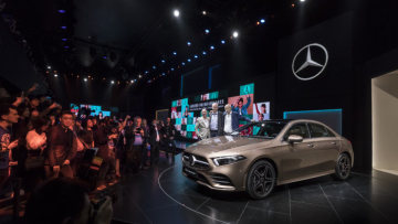 On the eve of Auto China 2018, Mercedes-Benz have presented the A-Class L Sedan, made in China for China. Nicholas Speeks, Dieter Zetsche, Hubertus Troska.