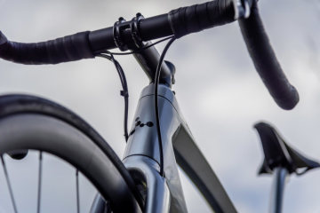 Mercedes-Benz Style Endurance Bike from Argon 18 for Mercedes-Benz; co-designed Handlebar; FSA Special Edition Compact Energy, Argon 18 Logo