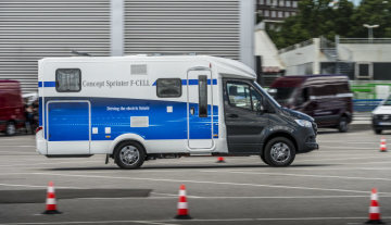 Expansion of the eDrive@VANs strategy with solutions for long journeys - Mercedes-Benz Vans presents Concept Sprinter F-CELL
