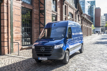 Local zero-emissions mobility: Mercedes Benz eSprinter fit for urban life