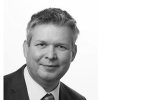 oliver.wihofszki@daimler.com
