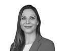 stefanie.luessenheide@daimler.com