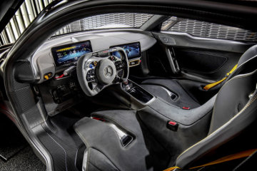In the run-up to the Paris Motor Show, the sports car and performance brand announces the name of the Hypercar production version: its name is Mercedes-AMG ONE.