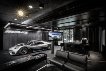 Mercedes-AMG presents the hypercar in the exclusive truck branded with the claim „The Future of Driving Performance