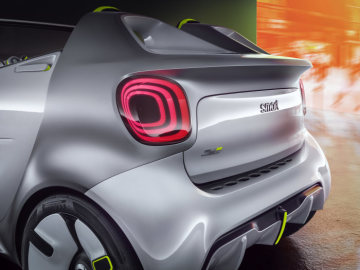 smart celebrates its 20 anniversary at the Paris Motor Show (4 to 14 October) with a show car that interprets and embodies urban driving fun in a refreshing way.