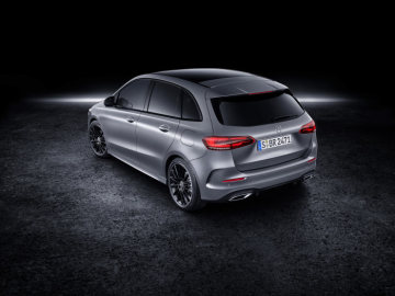 Mercedes-Benz B-Class, designo mountain grey magno, AMG styling