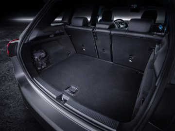 Mercedes-Benz B-Class, designo mountain grey magno, AMG styling