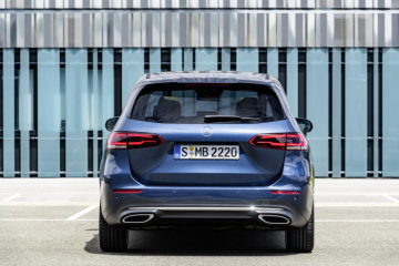 Mercedes-Benz B-Class, denim blue
