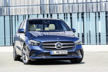 Mercedes-Benz B-Class, denim blue