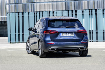 Mercedes-Benz B-Class, denim blue