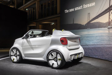 The showcar smart forease at "Meet Mercedes".  At the Molitor, the former iconic swimming pool converted into a luxury hotel in 2014, invited journalists enjoyed an exclusive insight into several new products and technologies from the brand with the three-pointed star.