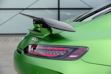 Mercedes-AMG GT R (2018), AMG green hell magno, AMG carbon package exterior