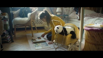 The heart of the campaign is the nearly five-minute film "In the long run" which shows a modern family Story.