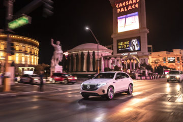 The new Mercedes-Benz EQC is celebrating its US premiere at CES 2019 in Las Vegas (combined power consumption: 22.2 kWh/100 km; CO2 emissions combined: 0 g/km, provisional details)