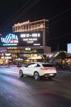 The new Mercedes-Benz EQC is celebrating its US premiere at CES 2019 in Las Vegas (combined power consumption: 22.2 kWh/100 km; CO2 emissions combined: 0 g/km, provisional details)