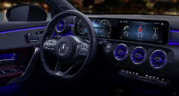 Mercedes-Benz at The Big Game 2019 (copyright MBUSA)