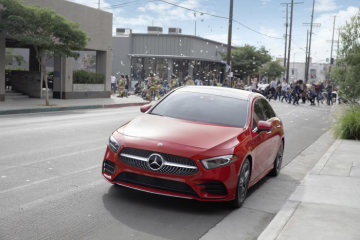 Mercedes-Benz at The Big Game 2019 (copyright MBUSA)