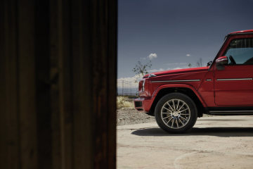 40 years G-class campaign "Stronger than Gravity"