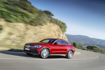 Mercedes-Benz GLC Coupé (C253), AMG Line, 2019, designo hyacinth red metallic, designo leather platinum white pearl / black