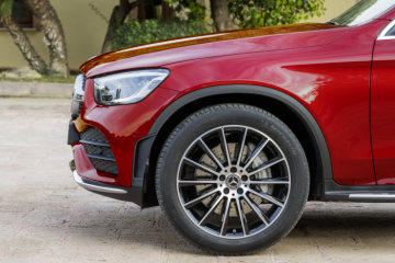 Mercedes-Benz GLC Coupé (C253), AMG Line, 2019, designo hyacinth red metallic, designo leather platinum white pearl / black