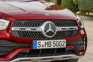 Mercedes-Benz GLC Coupé (C253), AMG Line, 2019, designo hyacinth red metallic, designo leather platinum white pearl / black