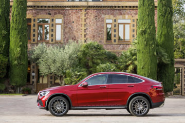 Mercedes-Benz GLC Coupé (C253), AMG Line, 2019, designo hyacinth red metallic, designo leather platinum white pearl / black