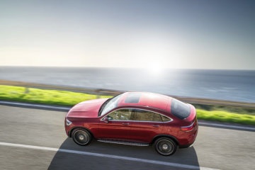 Mercedes-Benz GLC Coupé (C253), AMG Line, 2019, designo hyacinth red metallic, designo leather platinum white pearl / black