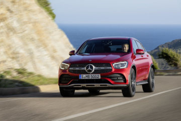 Mercedes-Benz GLC Coupé (C253), AMG Line, 2019, designo hyacinth red metallic, designo leather platinum white pearl / black