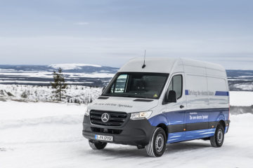 Winter trials Mercedes-Benz eSprinter in Sweden.