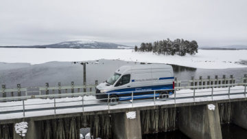 Winter trials Mercedes-Benz eSprinter in Sweden.