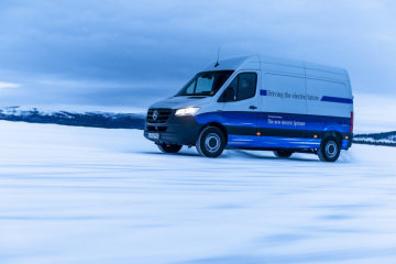 Winter trials Mercedes-Benz eSprinter in Sweden.