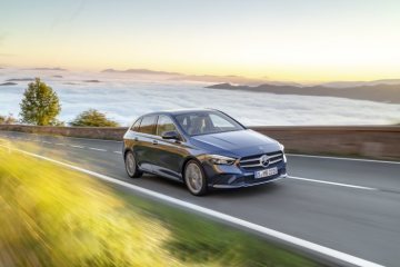Mercedes-Benz B-Class, denim blue
