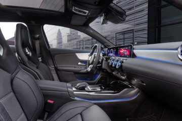 Mercedes-AMG A 35 4MATIC Saloon, denim blue