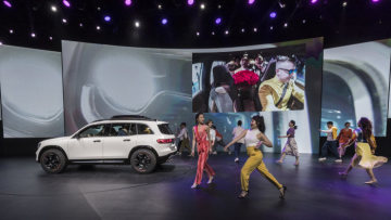 Compact show car with SUV genes: The latest concept vehicle from the brand bearing the three-pointed star celebrates its world premiere in Shanghai. The Mercedes-Benz Concept GLB is characterised by its robust appearance and plenty of room for up to seven people. The powerful proportions from the world of compact SUVs  and the generous interior space make it the ideal family vehicle and leisure companion.
