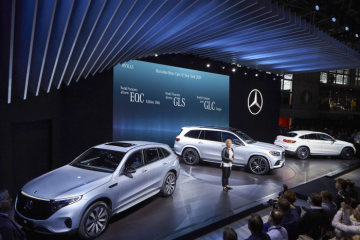 Following the successful "eve" event Britta Seeger, Member of the Board of Management of Daimler AG, responsible for Mercedes-Benz Cars Sales and Dietmar Exler, President  &  CEO of  Mercedes-Benz USA, presented three further world premieres on the first press day of the NYIAS 2019: on display for the first time in the Big Apple were the new Mercedes-Benz GLS, the Mercedes-Benz GLC Coupé and the EQC Edition 1886 (combined electrical consumption: 20.8 – 19.7 kWh/100 km; combined CO2 emissions: 0 g/km)i.