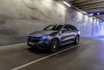 EQC 400 4MATIC; designo selenite grey magno; AMG Line; ARTICO man-made leather / DINAMICA microfiber black