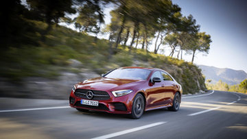 Mercedes-Benz CLS 450 4MATIC, designo hyacinth red metallic; designo nappa leather black/titanium grey pearl