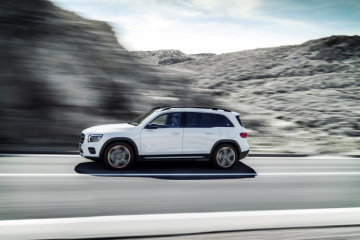 Mercedes-Benz GLB Edition 1, digital white