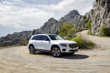 Mercedes-Benz GLB Edition 1, digital white