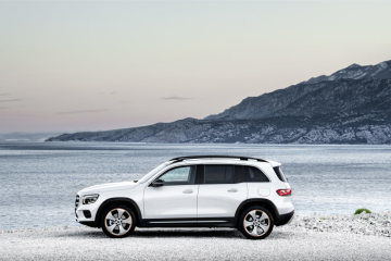 Mercedes-Benz GLB Edition 1, digital white
